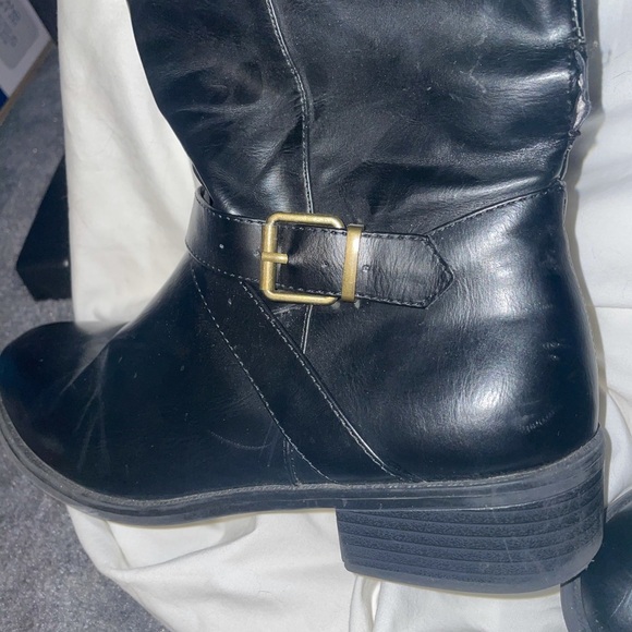 {RAMPAGE} Wedge Heel Boots - Picture 5 of 7